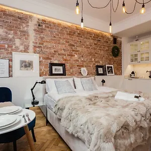 Sleephome Poznanska Apartament